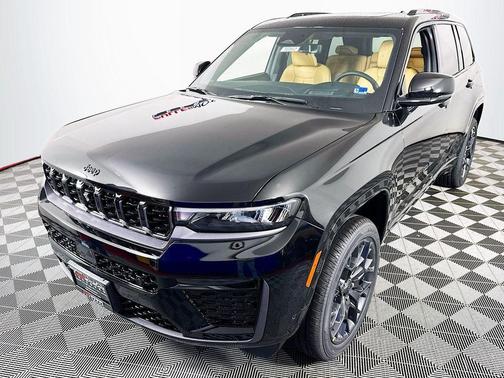 Diamond Black 2026 Jeep Grand Cherokee Summit