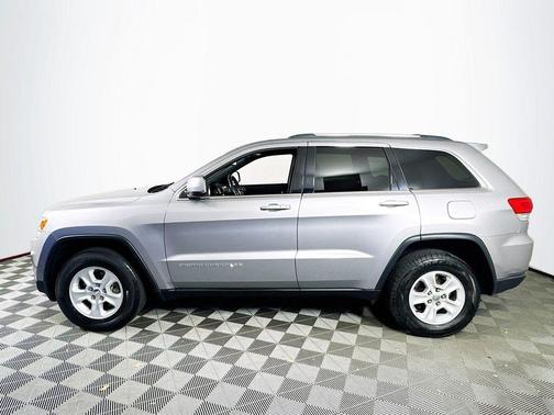 Billet Silver Clearcoat Metallic 2015 Jeep Grand Cherokee Laredo