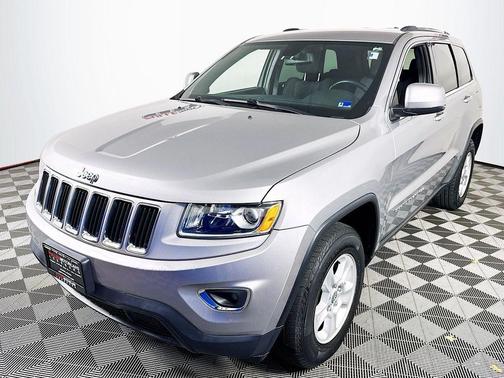 Billet Silver Clearcoat Metallic 2015 Jeep Grand Cherokee Laredo