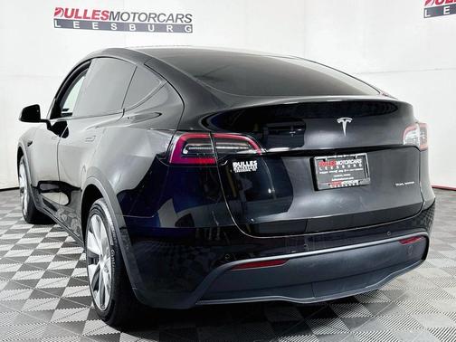 Black 2020 Tesla Model Y Long Range