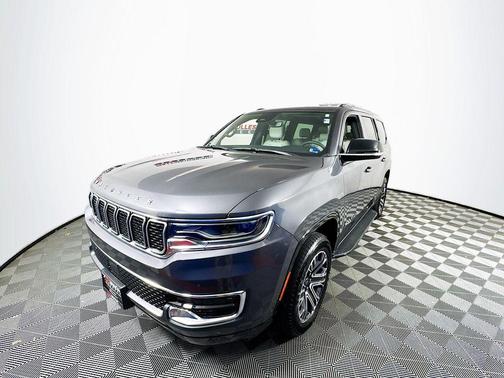 2025 Jeep Wagoneer Base
