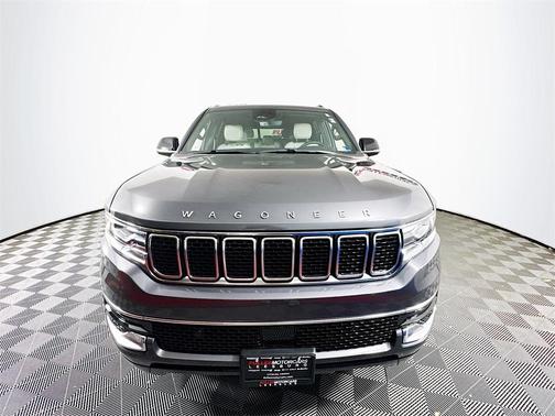 2025 Jeep Wagoneer Base