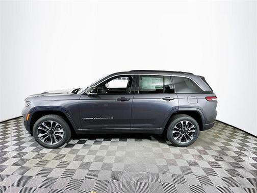 2025 Jeep Grand Cherokee Overland