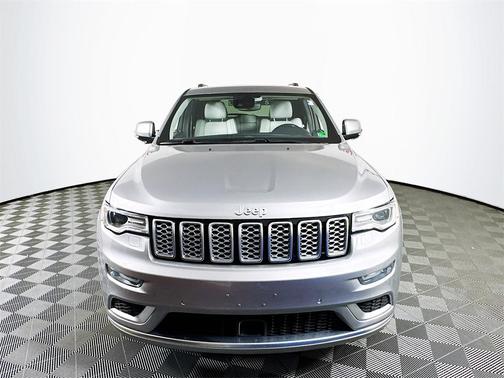 2020 Jeep Grand Cherokee Summit