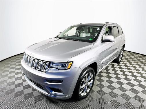 2020 Jeep Grand Cherokee Summit