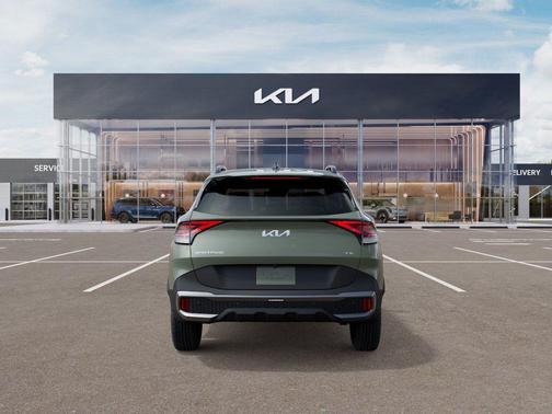 Green 2025 Kia Sportage Plug-In Hybrid X-Line Prestige