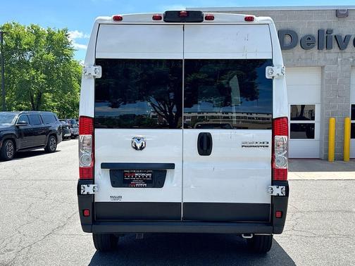 Bright White Clearcoat 2023 RAM ProMaster 2500 High Roof