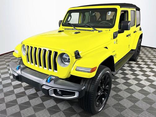 High Velocity Clear-Coat(Yellow)) 2022 Jeep Wrangler Unlimited Sahara 4XE