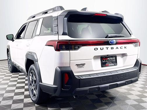 White Pearl 2026 Subaru Outback Premium
