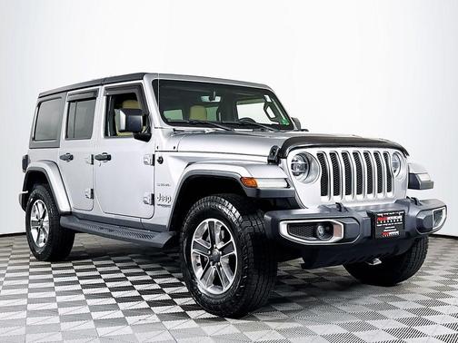 Billet Silver Clearcoat Metallic 2018 Jeep Wrangler Unlimited Sahara
