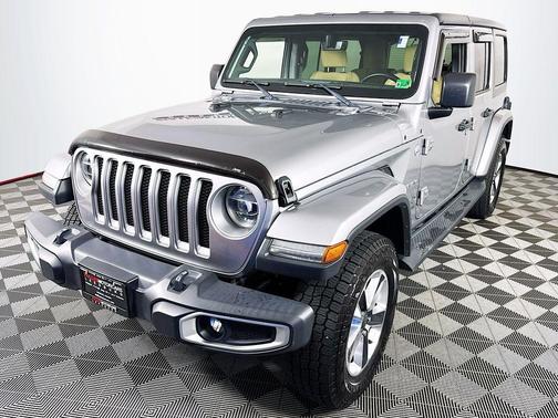 Billet Silver Clearcoat Metallic 2018 Jeep Wrangler Unlimited Sahara