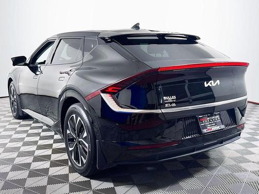 Aurora Black Pearl 2022 Kia EV6 WIND-AWD