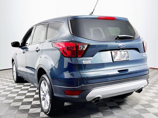 Baltic Sea Green Metallic 2019 Ford Escape SE