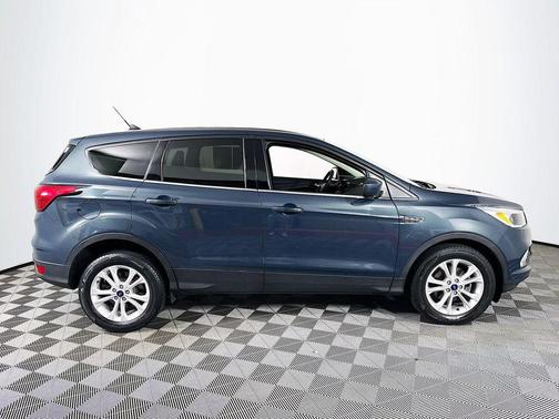 Baltic Sea Green Metallic 2019 Ford Escape SE