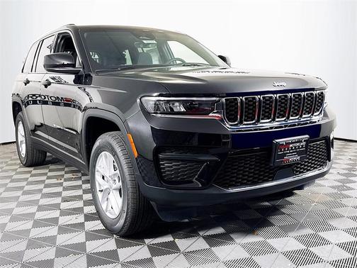 2025 Jeep Grand Cherokee Laredo X