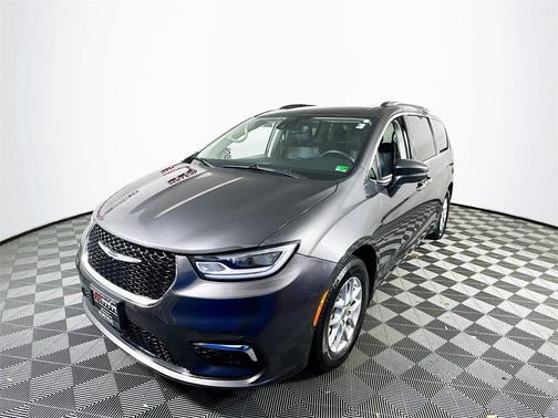 2021 Chrysler Pacifica Touring-L