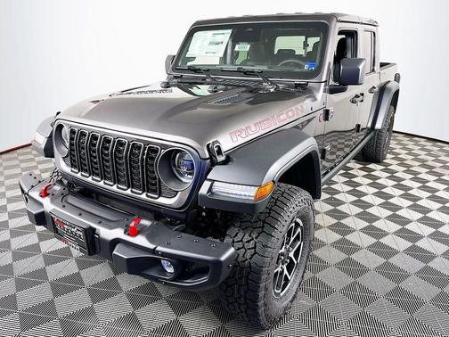 Granite Crystal Clearcoat Metallic 2026 Jeep Gladiator Rubicon