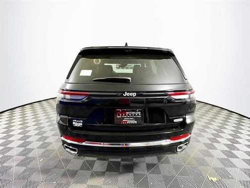 2025 Jeep Grand Cherokee Overland
