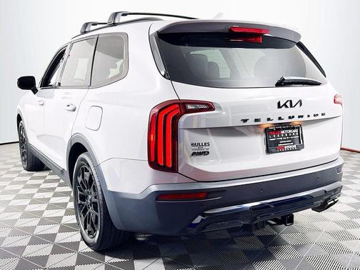 Wolf Gray 2022 Kia Telluride SX