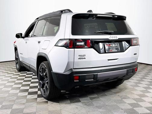 2026 Jeep Cherokee Overland