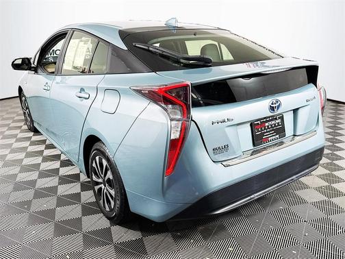 2016 Toyota Prius Three