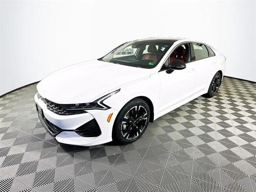 2022 Kia K5 GT-Line