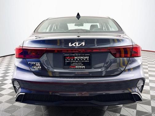 Gravity Gray 2024 Kia Forte LX