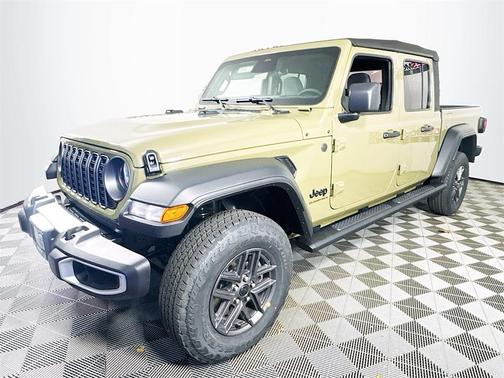 2026 Jeep Gladiator Sport