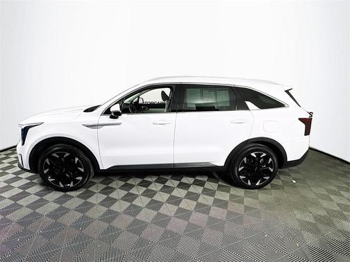 2025 Kia Sorento SX