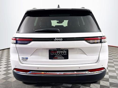 Bright White Clearcoat 2024 Jeep Grand Cherokee 4xe Base