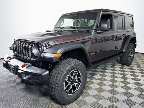 Granite Crystal Clearcoat Metallic 2026 Jeep Wrangler Rubicon