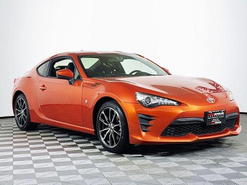 Hot Lava 2017 Toyota 86 Base