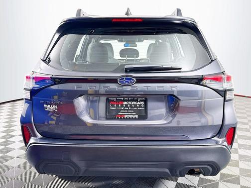 Magnetite Gray Metallic 2026 Subaru Forester
