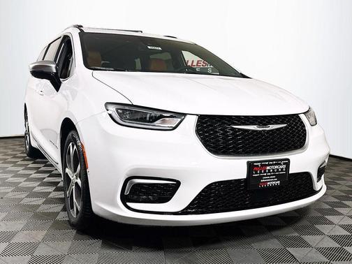 2026 Chrysler Pacifica Pinnacle