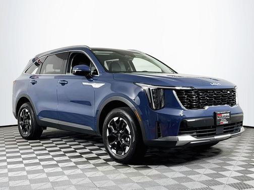 Midnight Black 2025 Kia Sorento S