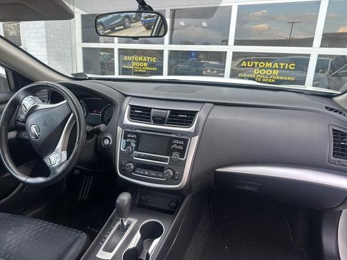 2017 Nissan Altima 2.5 SV