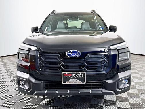 Black / Silver 2026 Subaru Outback Limited