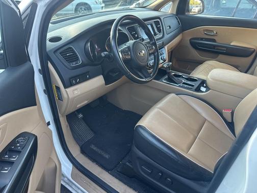 2021 Kia Sedona EX