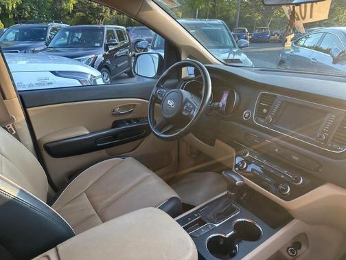 2021 Kia Sedona EX