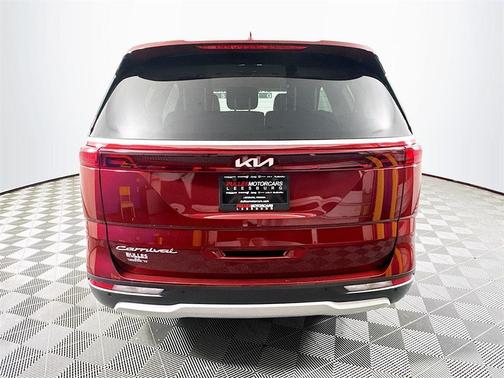2022 Kia Carnival LX