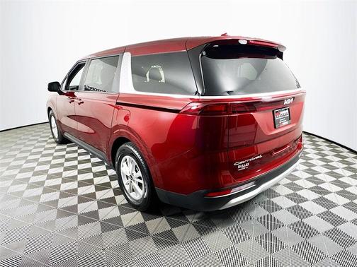 2022 Kia Carnival LX