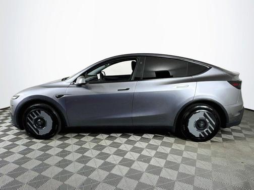 Diamond Black 2026 Tesla Model Y Long Range Launch Series AWD