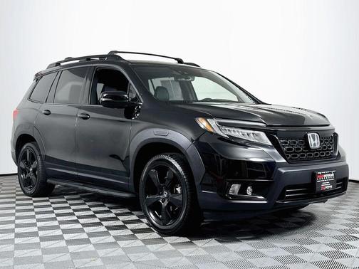 Crystal Black Pearl 2019 Honda Passport Elite