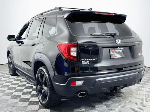 Crystal Black Pearl 2019 Honda Passport Elite