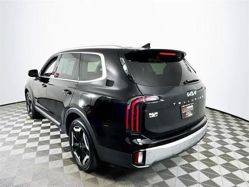 2023 Kia Telluride EX