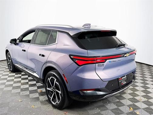 2024 Chevrolet Equinox EV LT