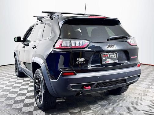 Diamond Black 2019 Jeep Cherokee Trailhawk