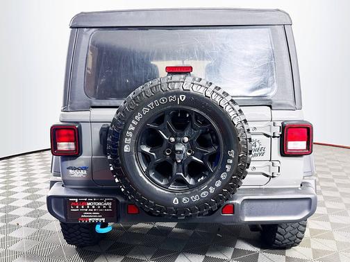 Sting-Gray Clear-Coat 2023 Jeep Wrangler Willys