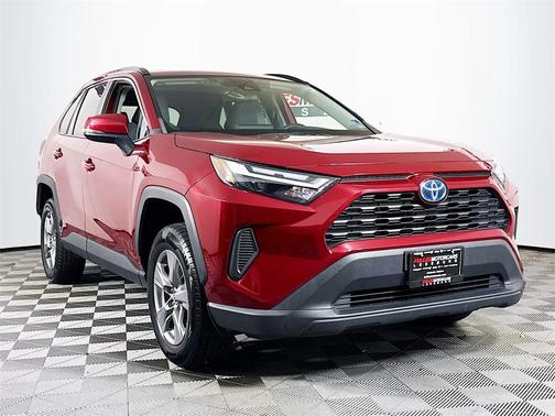 2022 Toyota RAV4 Hybrid XLE