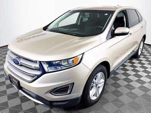 White Gold Metallic 2018 Ford Edge SEL